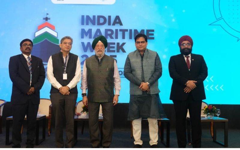 بھارت کی اقتصادی ترقی توانائی، سمندری شعبوں سے منسلک: ہردیپ سنگھ پوری